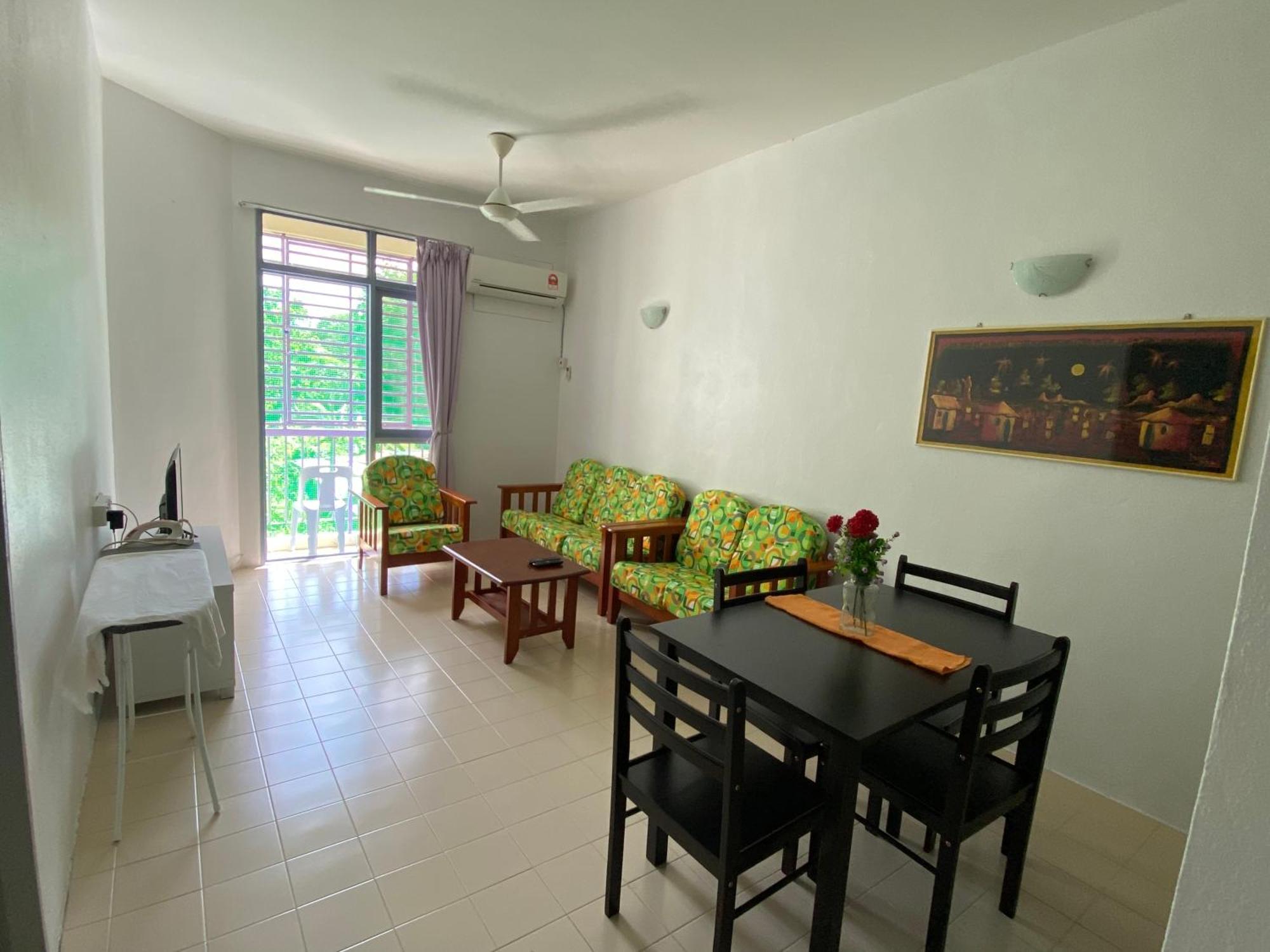 Batu Ferringhi Bayu Emas Apartment Extérieur photo