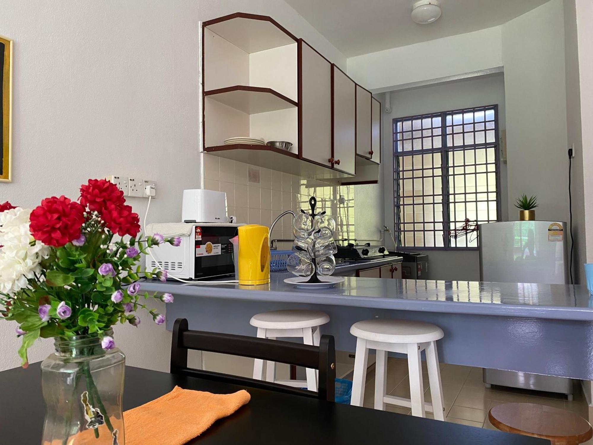Batu Ferringhi Bayu Emas Apartment Extérieur photo
